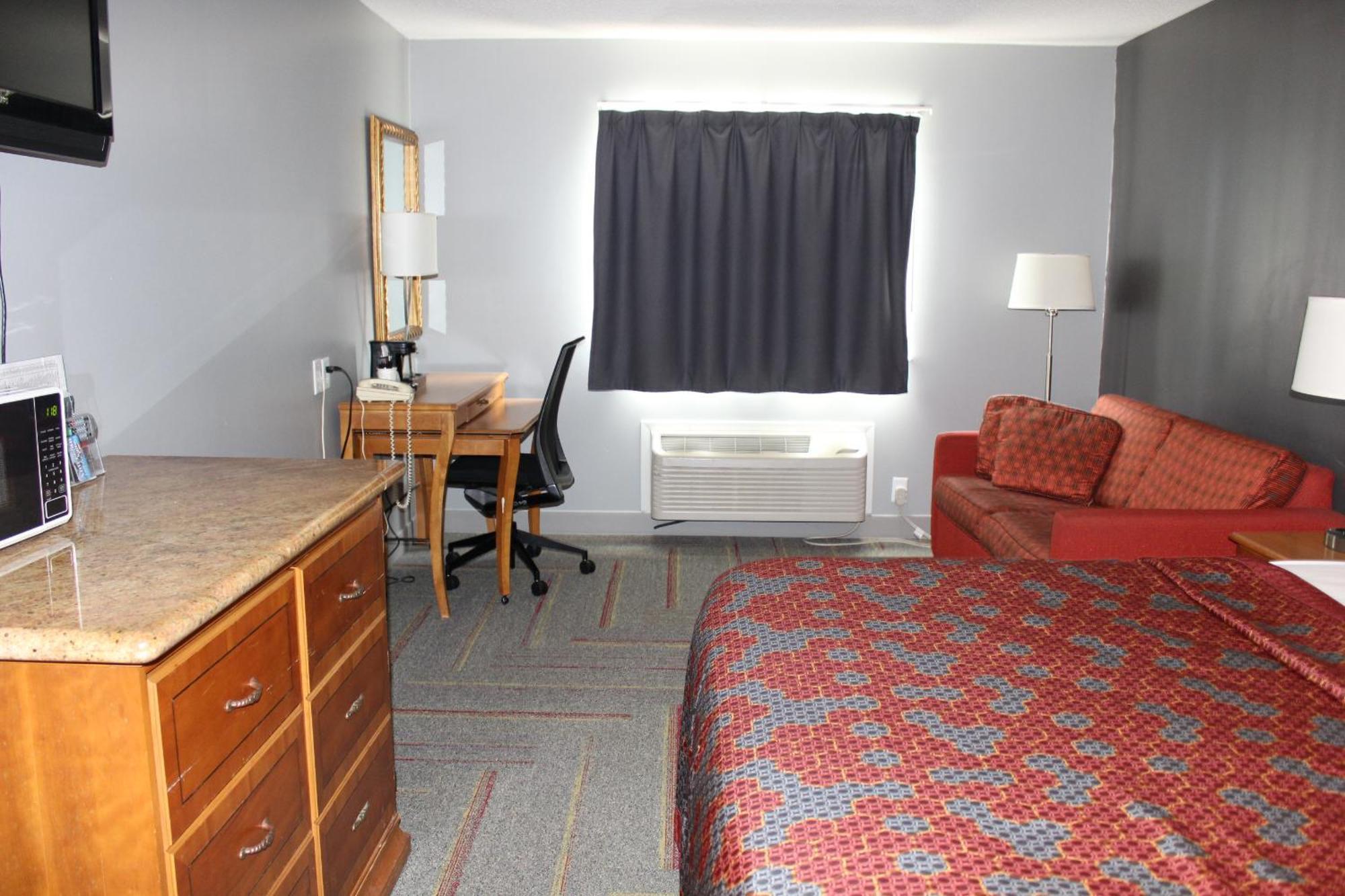 American Inn And Suites Ionia Екстериор снимка
